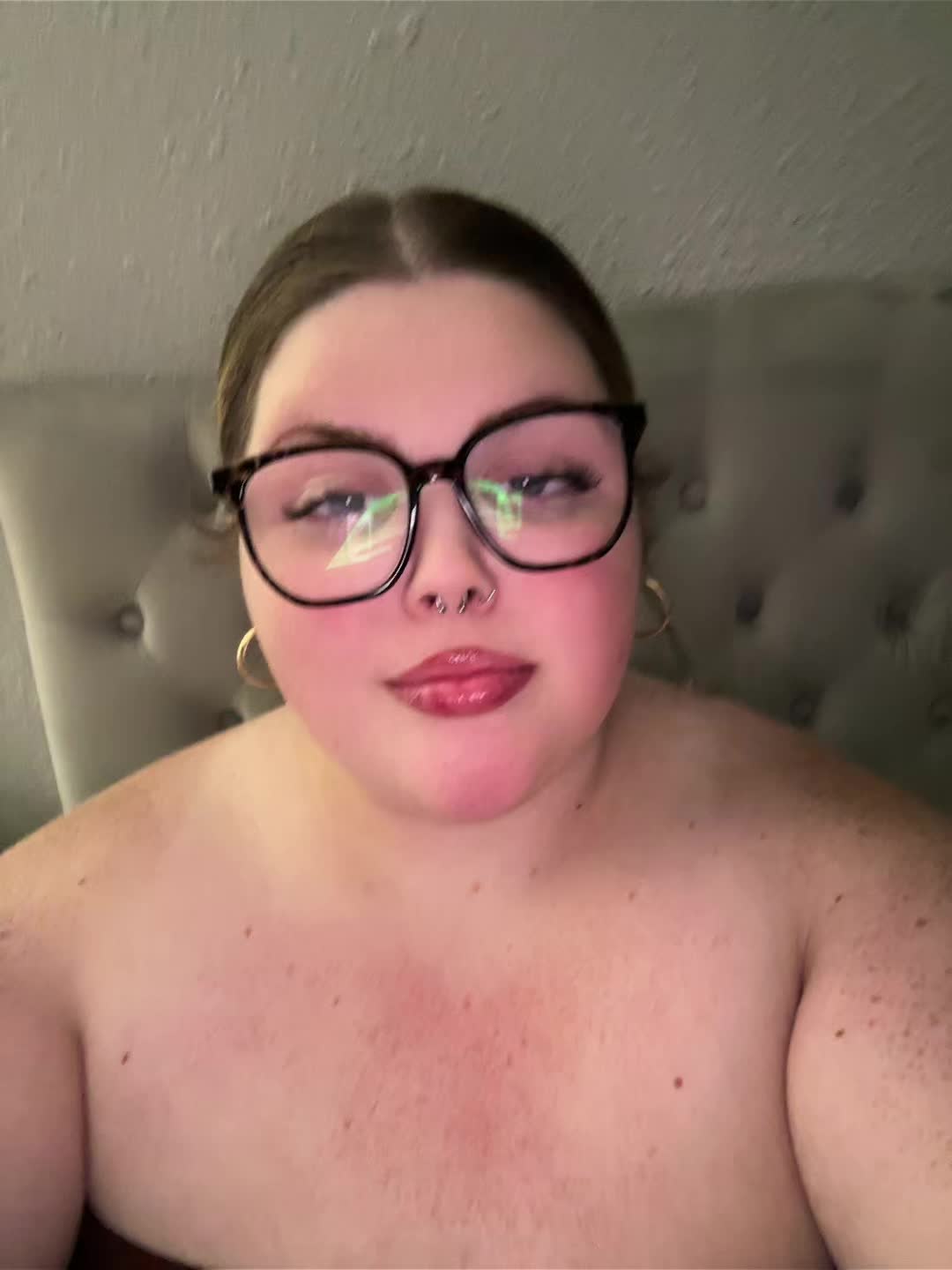 @leahluvsleah