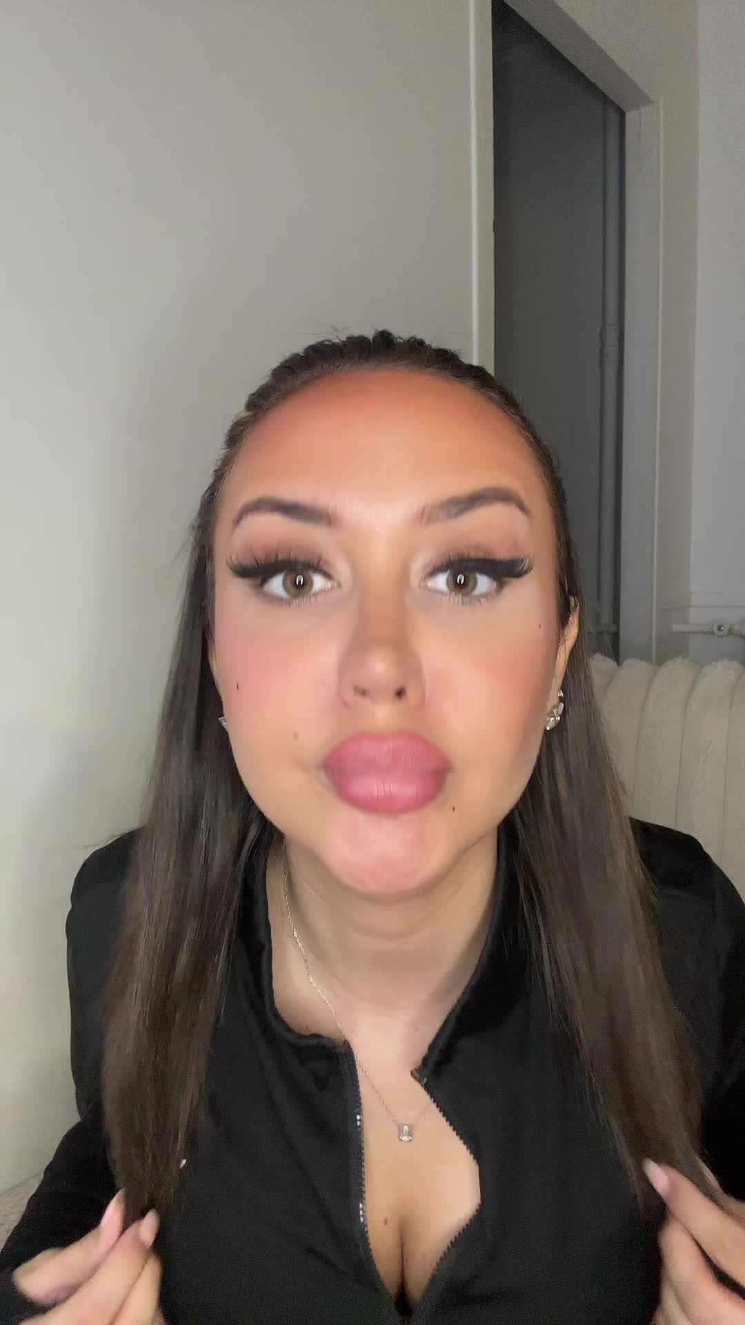 @sheyni_off