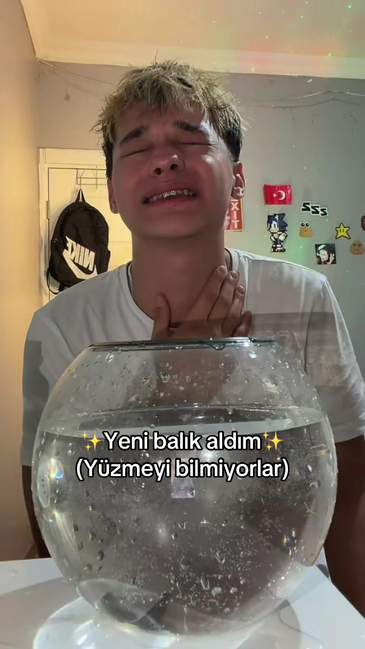 @𝑬𝒎𝒓𝒆 ☆