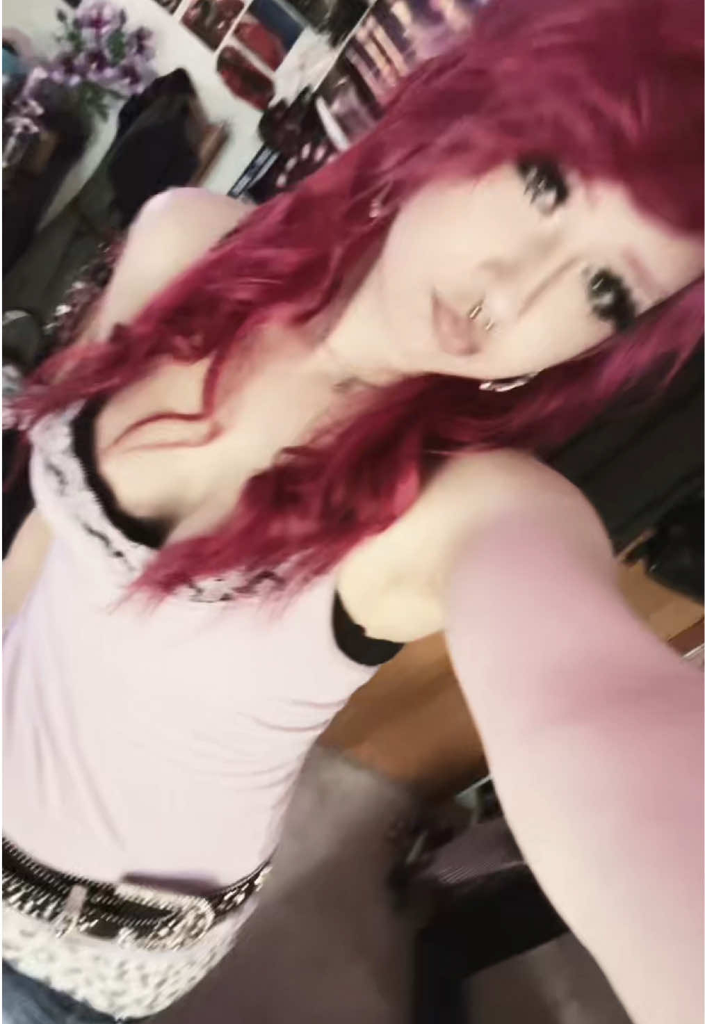 @˚⊹ 𝐡𝐞𝐥𝐞𝐧𝐚 ֺ۪ ✦˚