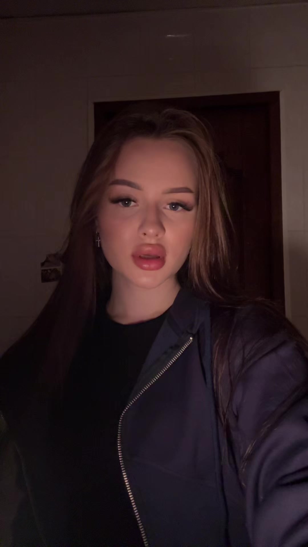 @AKELINA