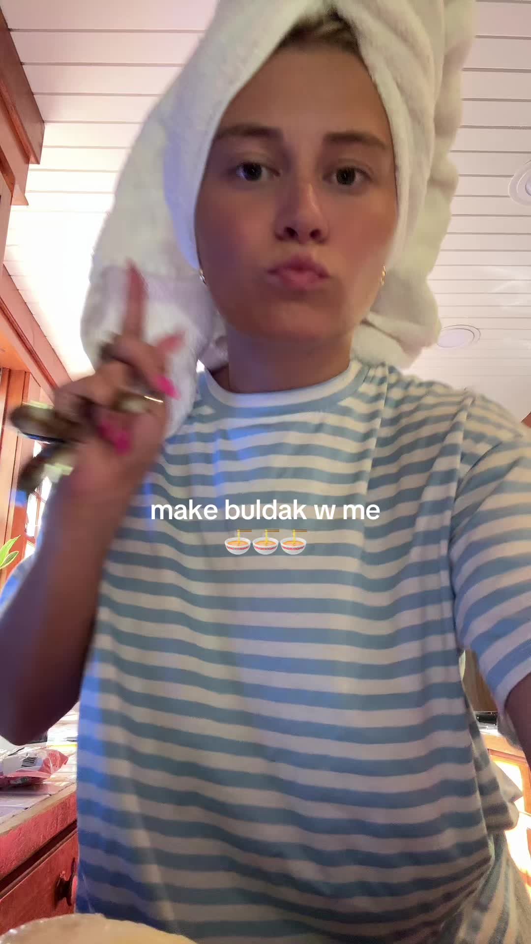 @aleeza._claire