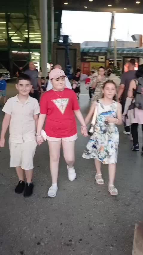 @Emilian Bebja