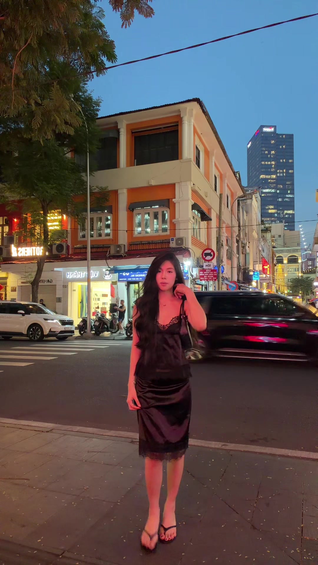 @Ngo Thi Diem Quynh
