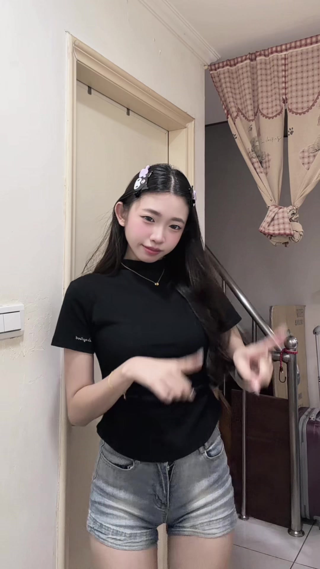 @暄