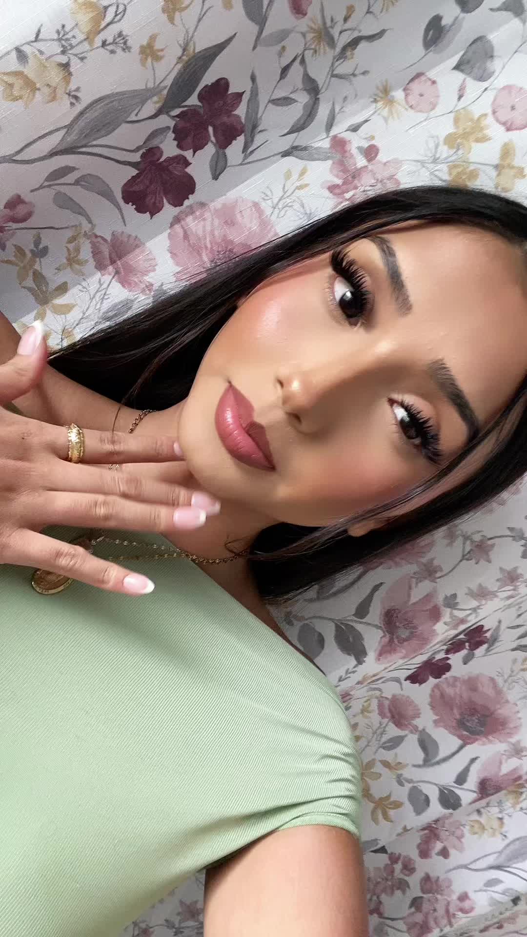 @𝐶𝑎𝑟𝑚𝑒𝑙𝑎