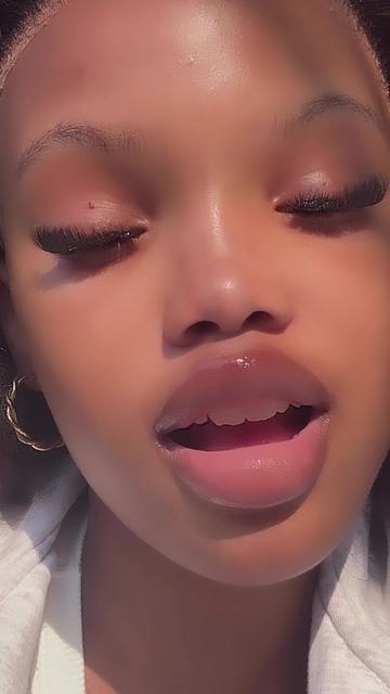 @Monica Mbonambi💕