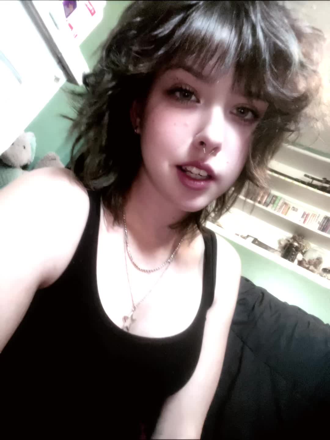 @🧟&zwj;♀️Asher🧟&zwj;♀️