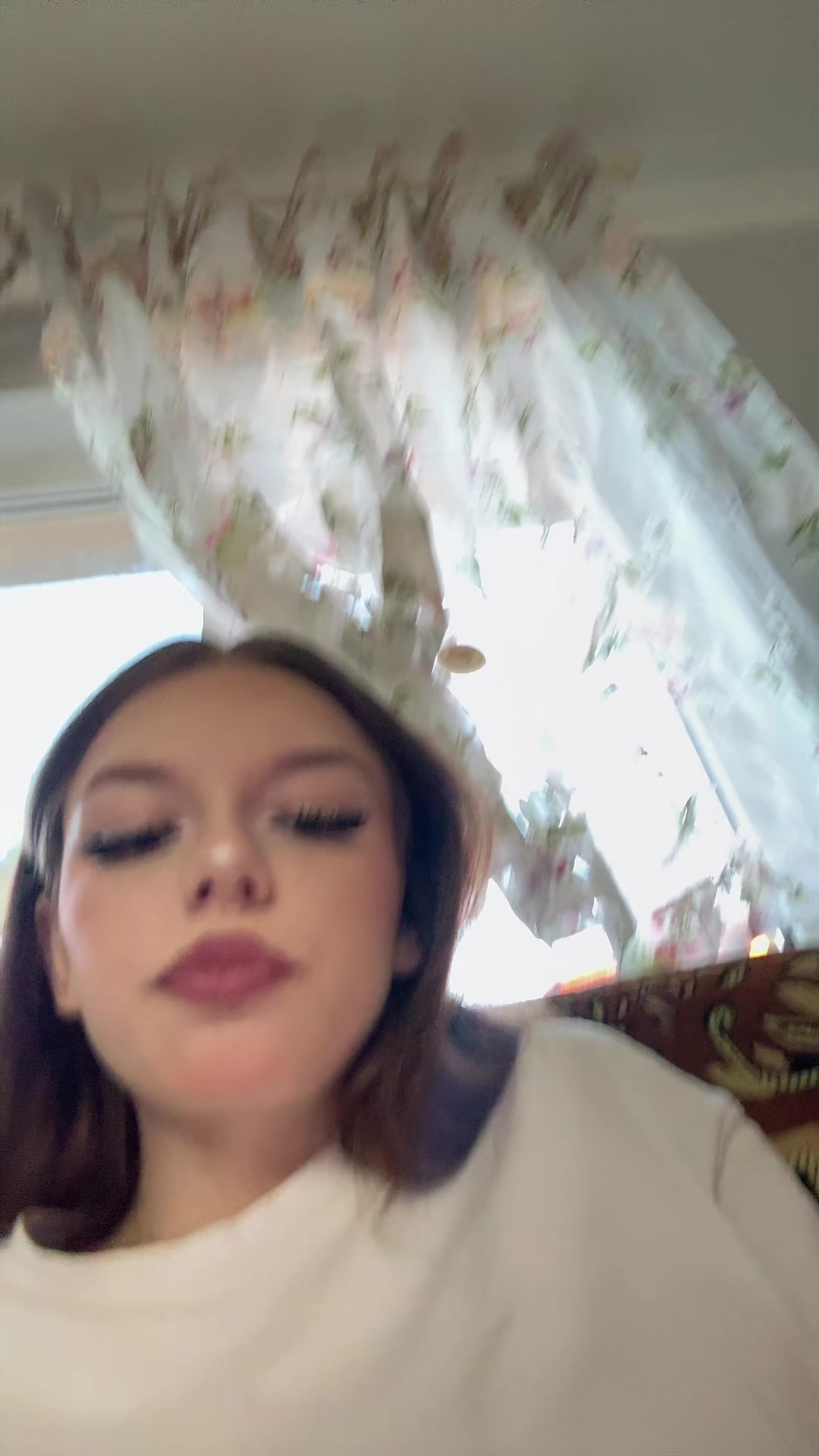 @nela