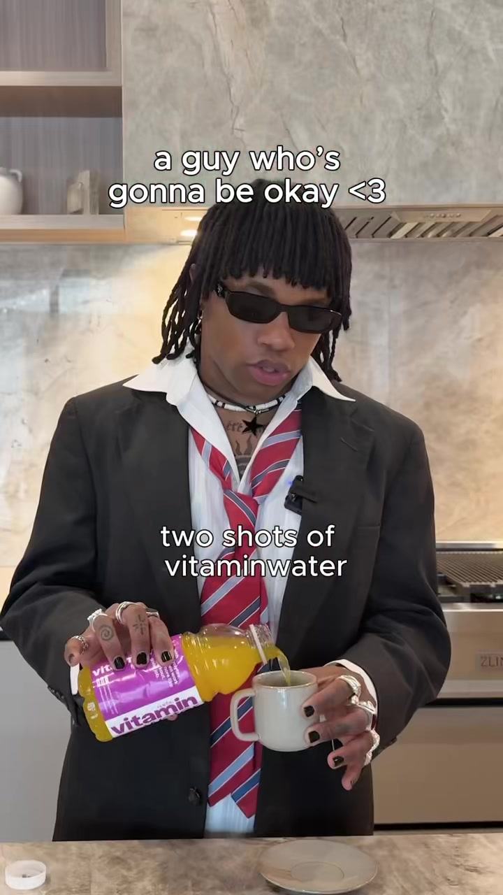 @vitaminwater