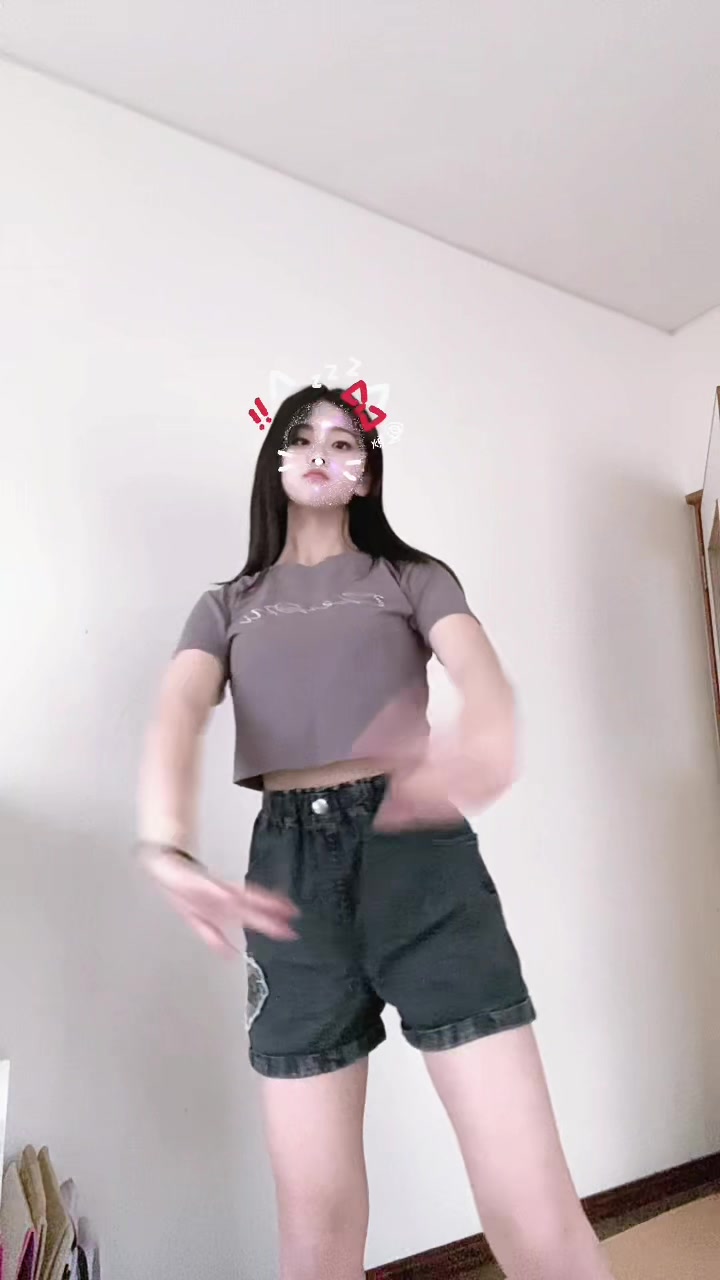 @すみれ