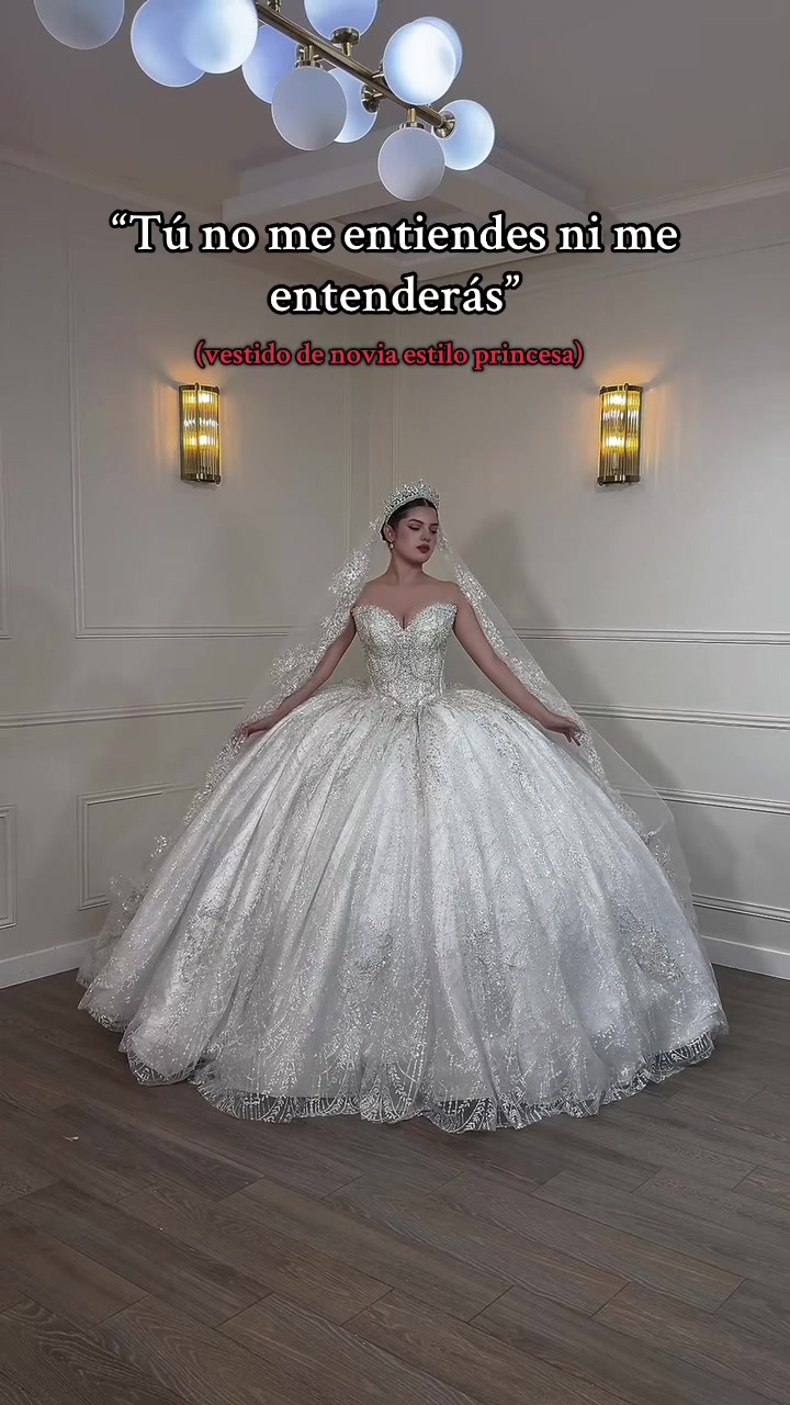 @Mi Vestido Blanco