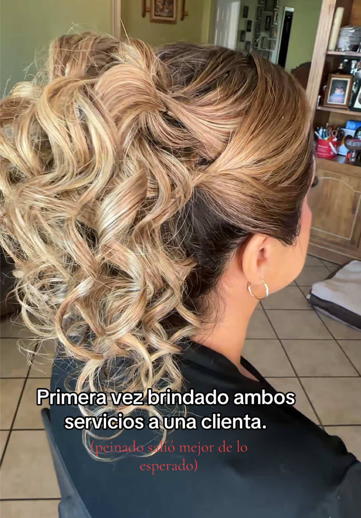 @️Angie Cast
