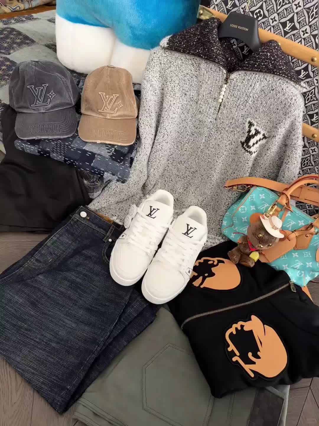@Fashion brand