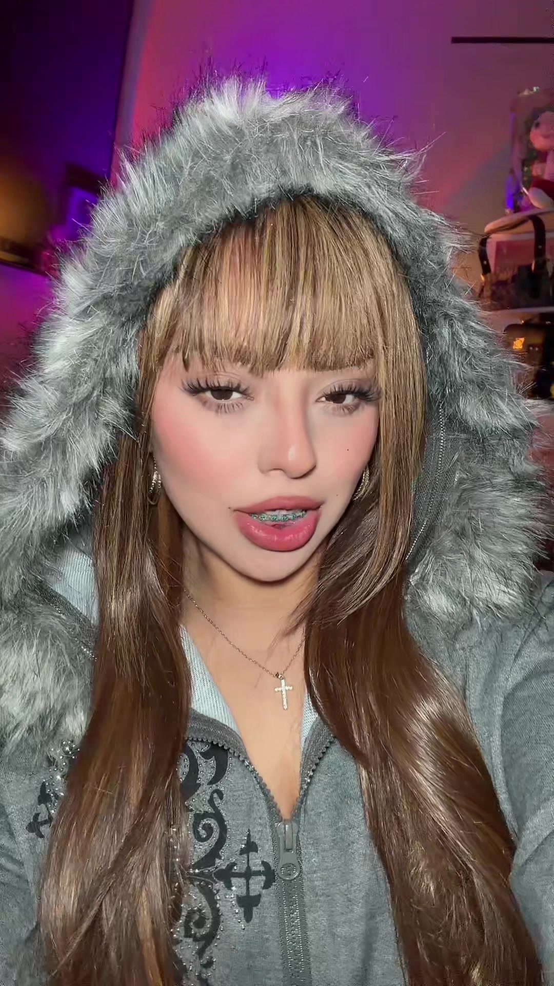 @aolanymorie