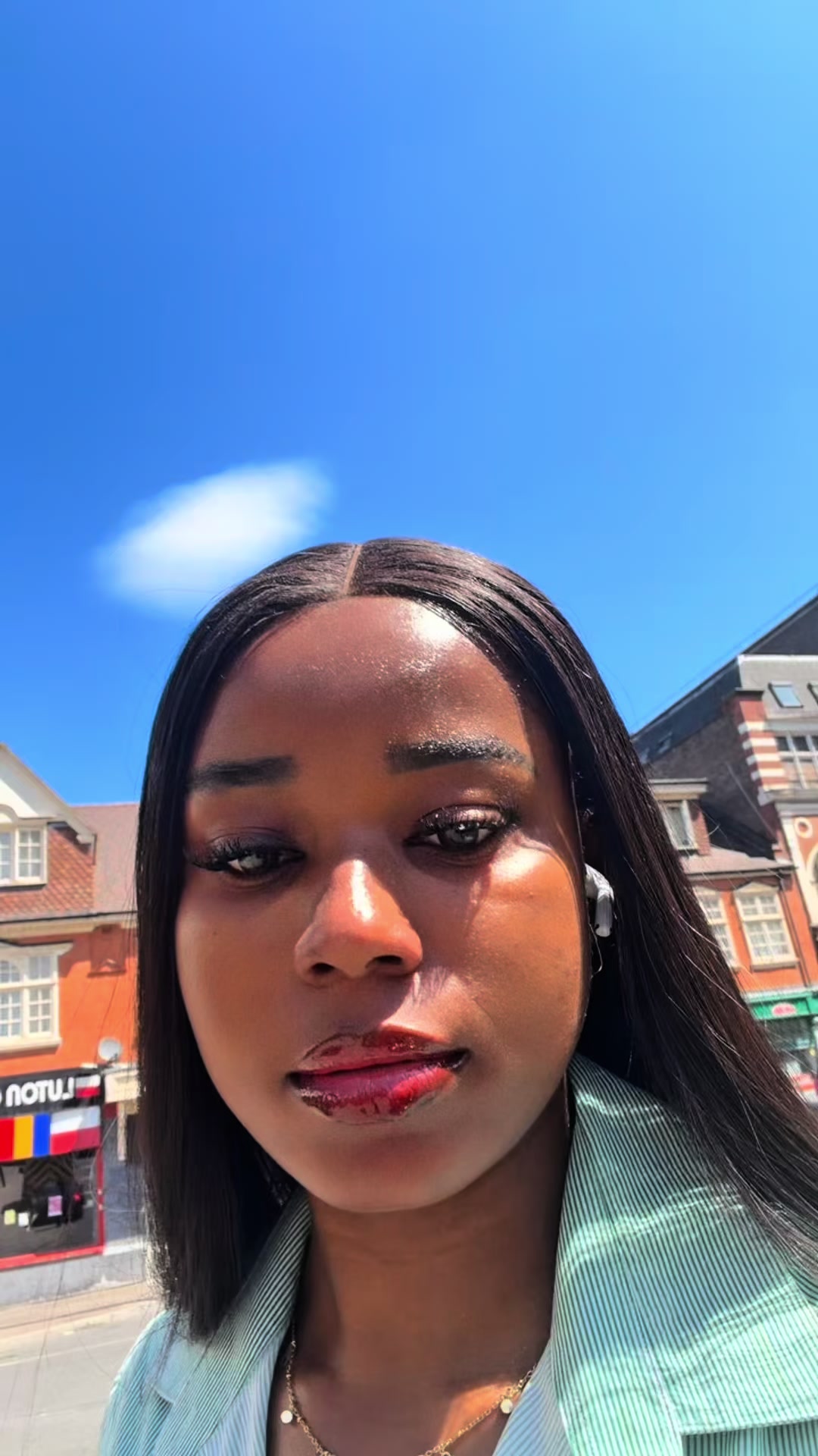 @Aluka✨🇬🇧