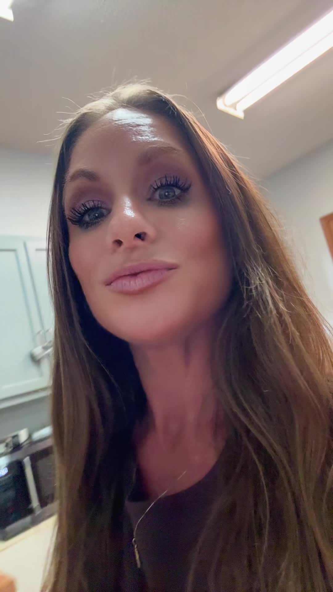 @ashley_bird42862020