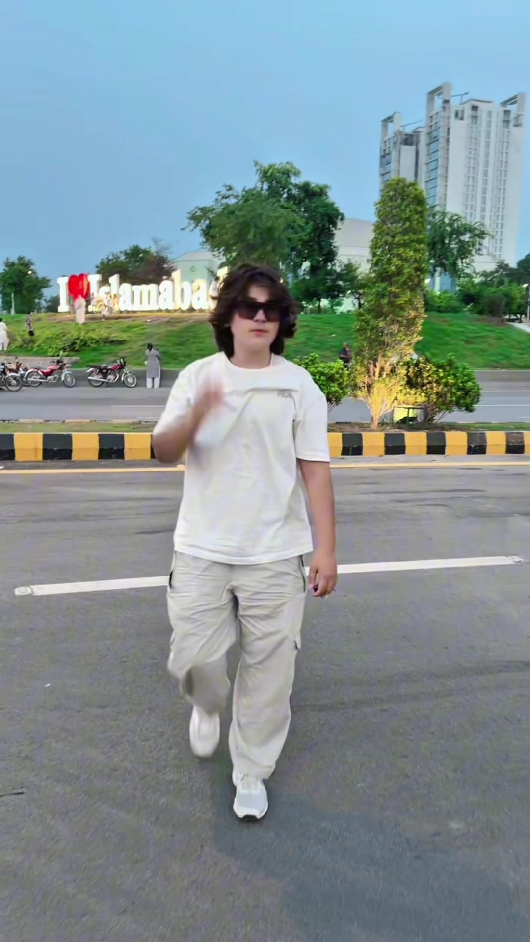 @MR ARHAN OFFICIAL