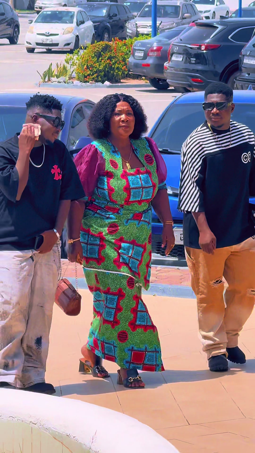 @Twins Diaries 🇬🇭