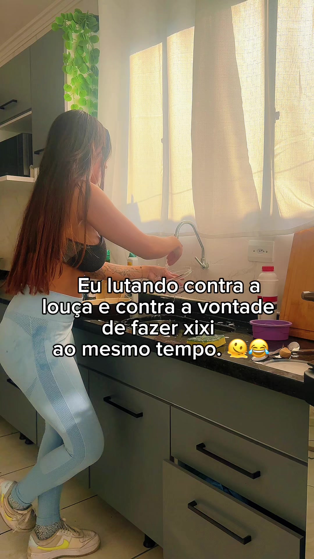 @alinemenezess26