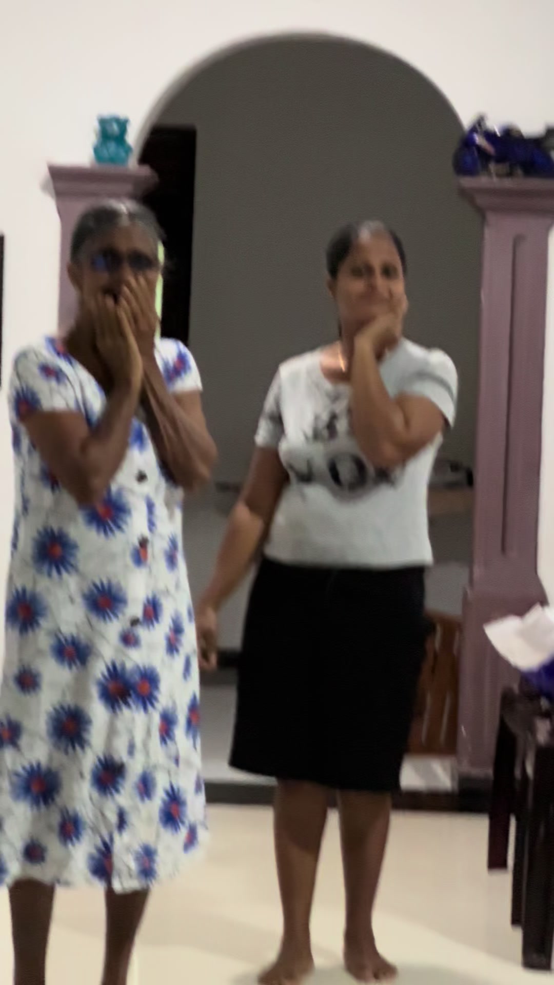 @Thilini Sacheena🇱🇰🇬🇧