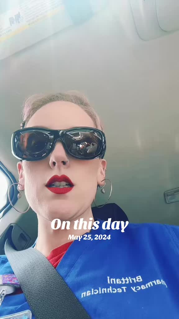 @Brittani💄| @BlondeBrittMUA