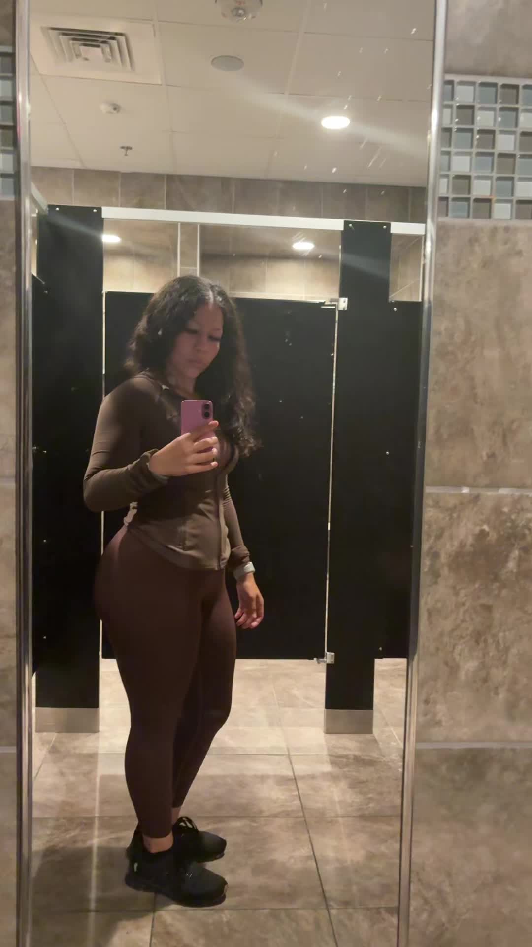 @𝐝𝐢𝐚𝐧𝐢𝐭𝐚💋