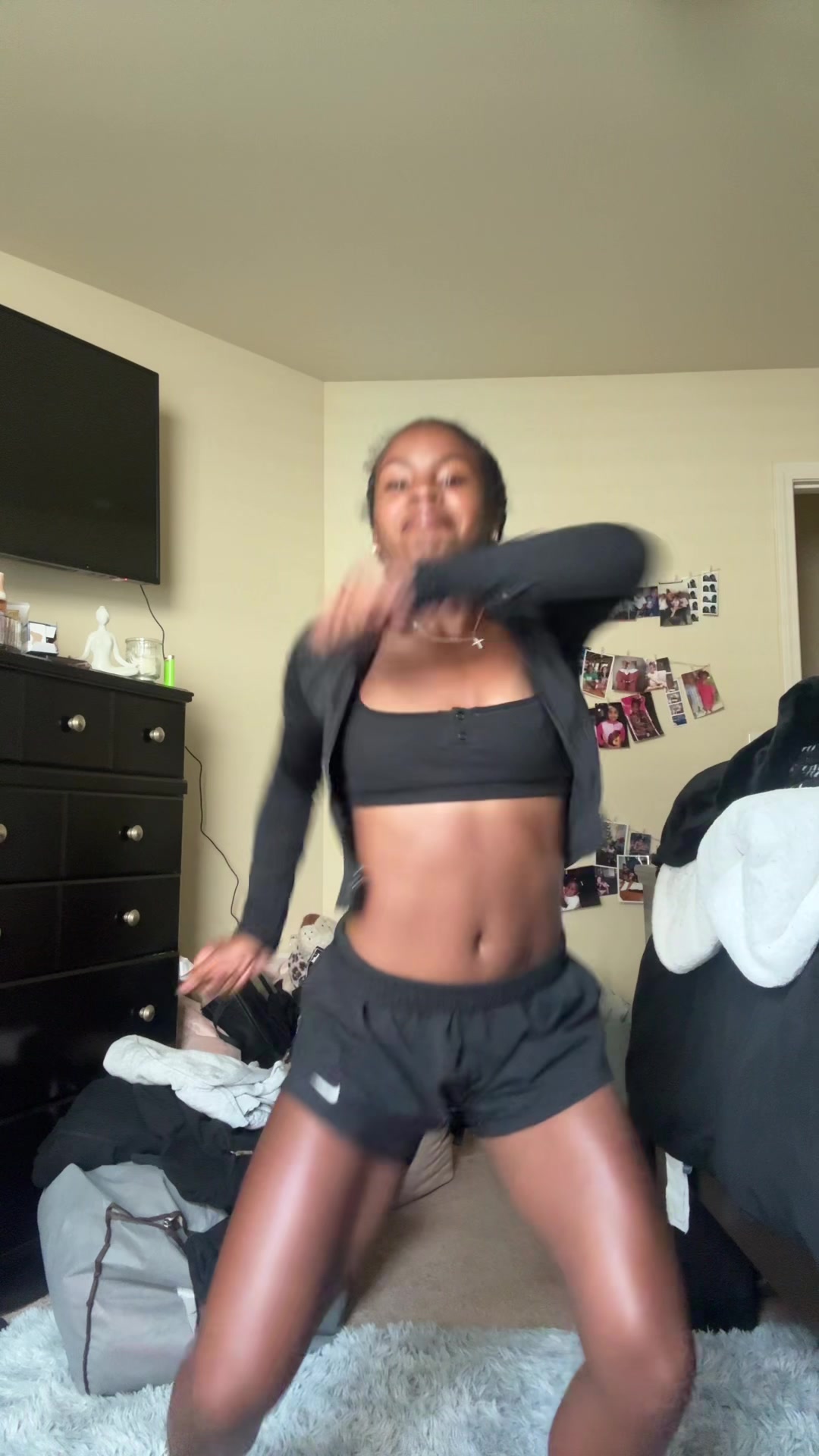 @Lia