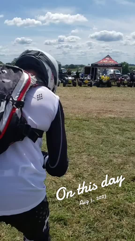 @#933