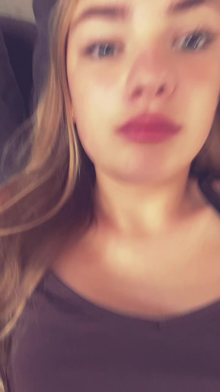 @lillyöö 🖤🤍💙