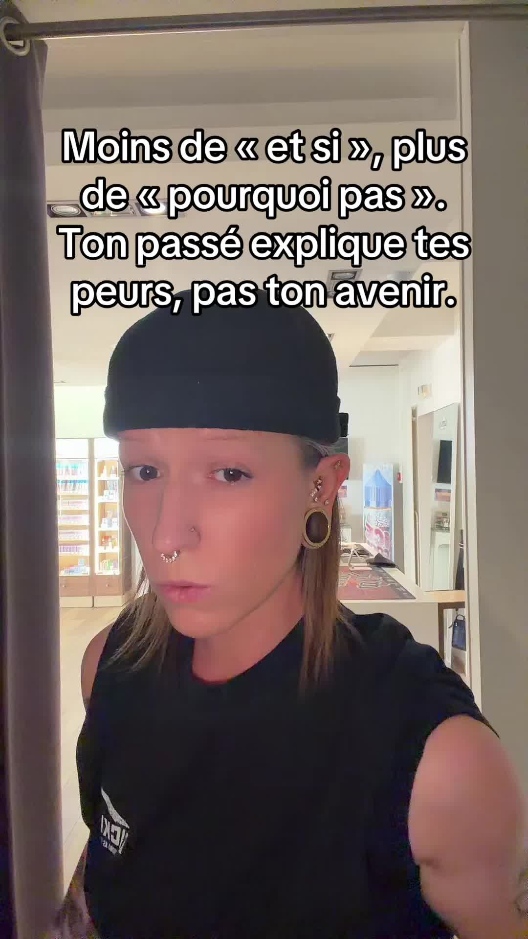 @LONE VIXEN