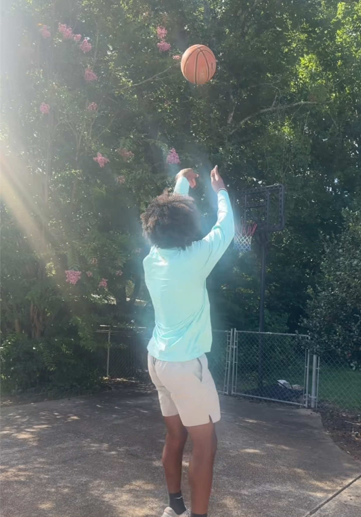 @modern.hoops