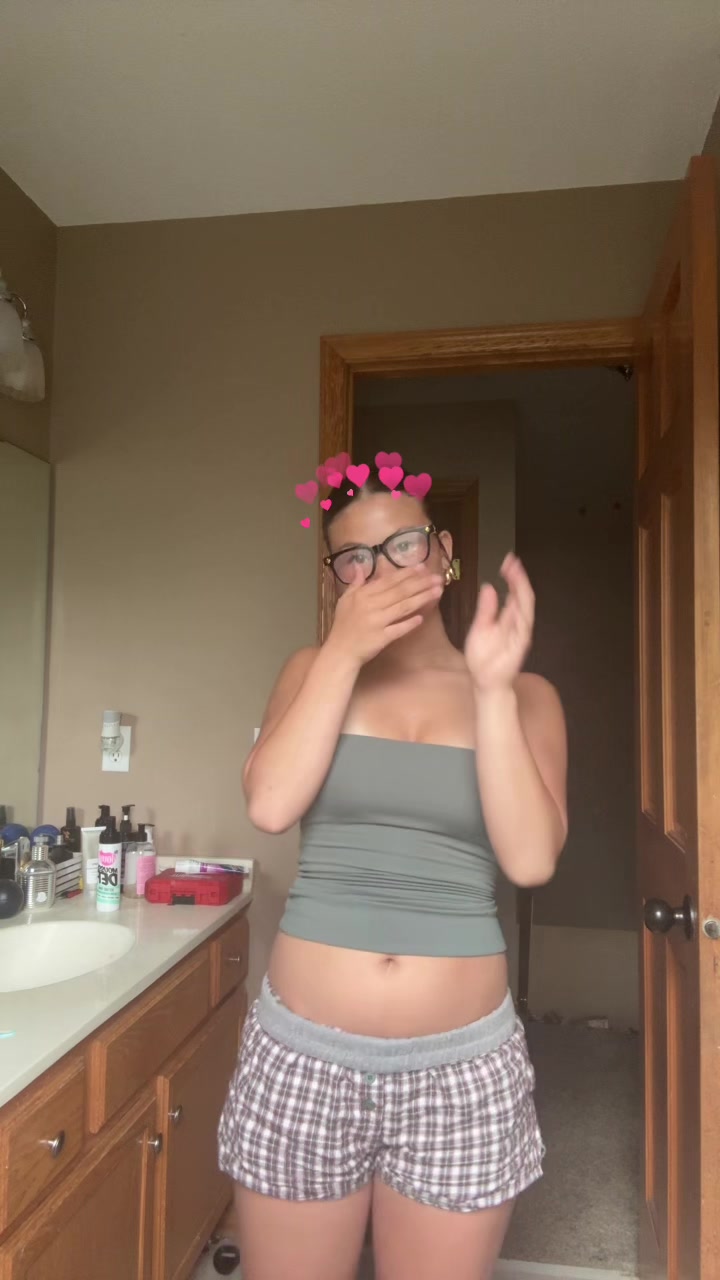 @idkimjustacurlyheadasian