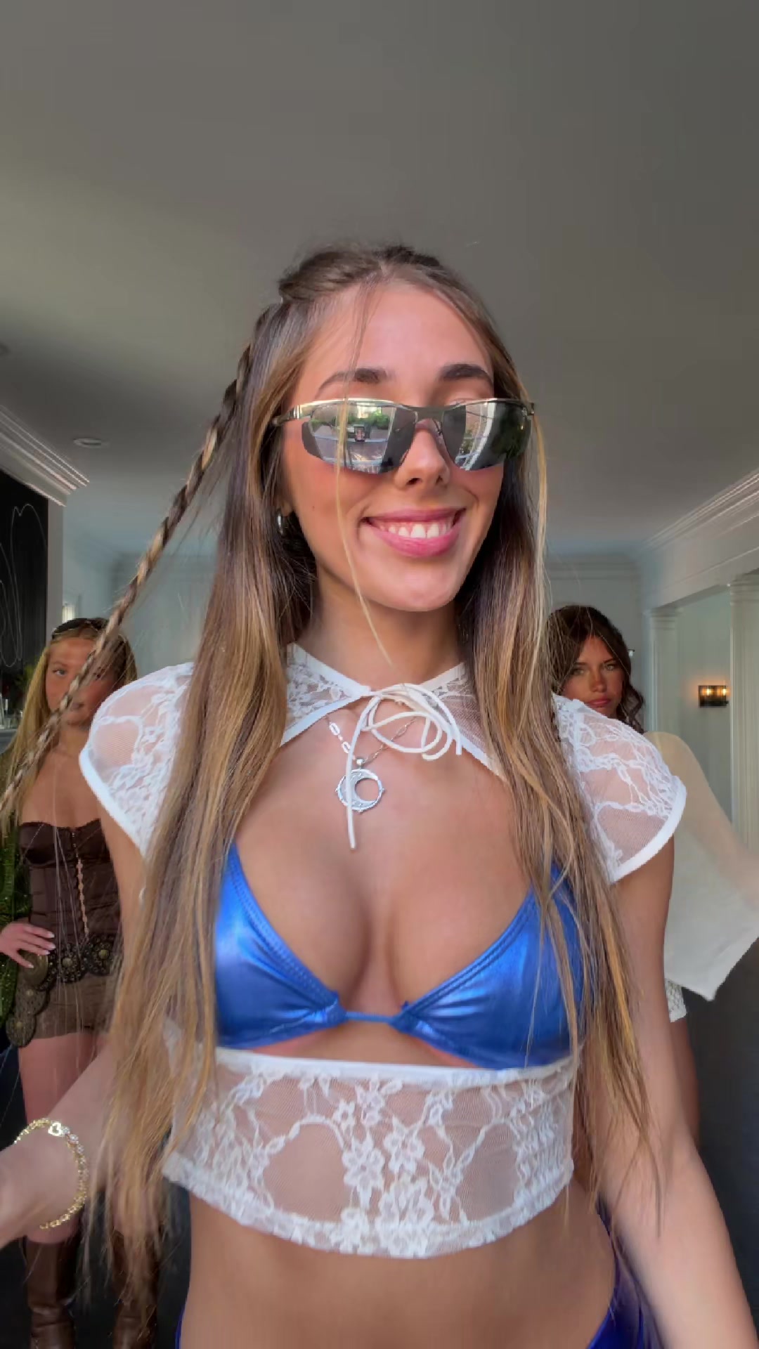 @ava