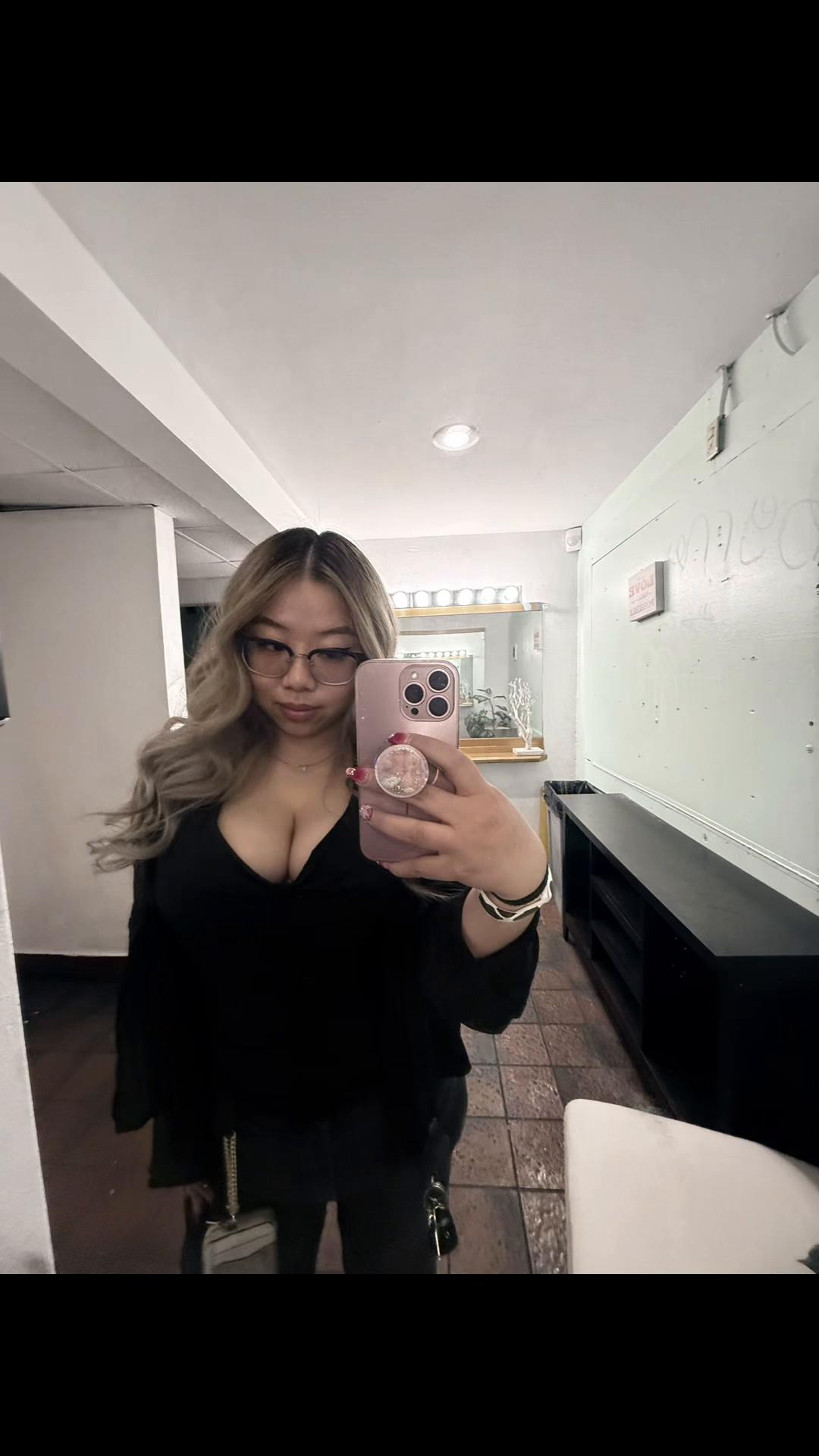 @𝓬𝓱𝓮𝔂𝓮𝓷𝓷𝓮 ♡