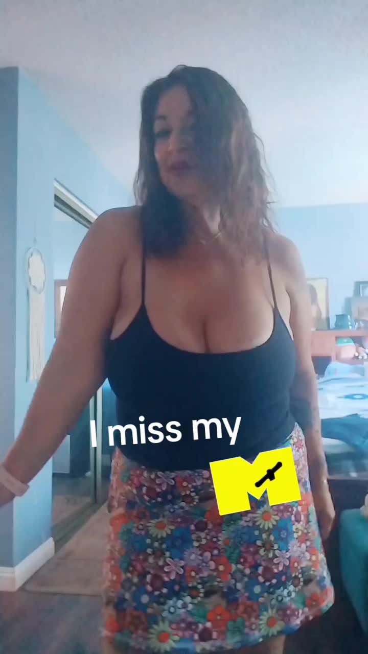 @julie🍒🌹