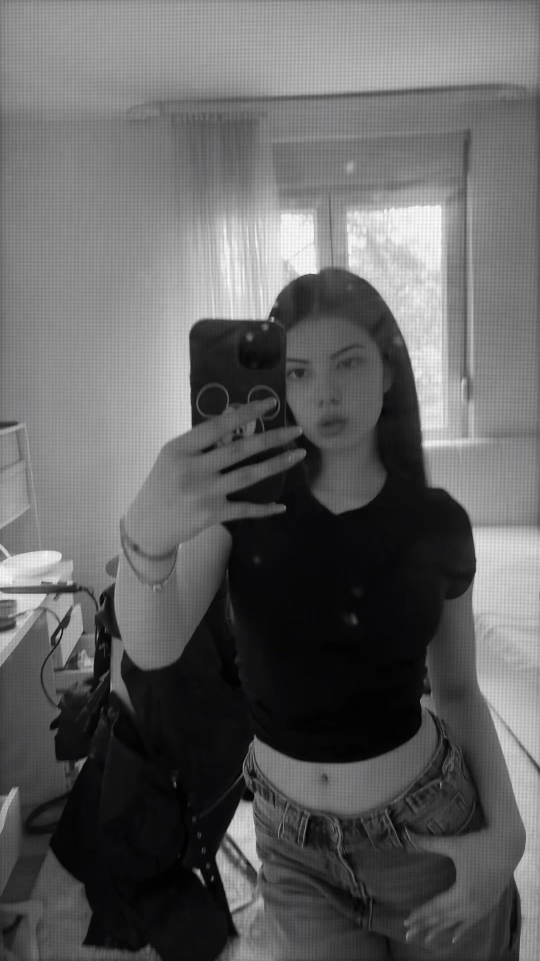 @𝐋 𝐚 𝐫 𝐚