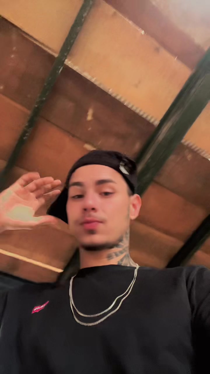@Andrey_mello_crz