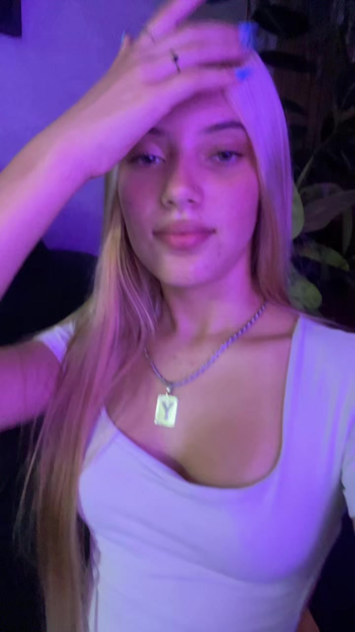 @𝓨