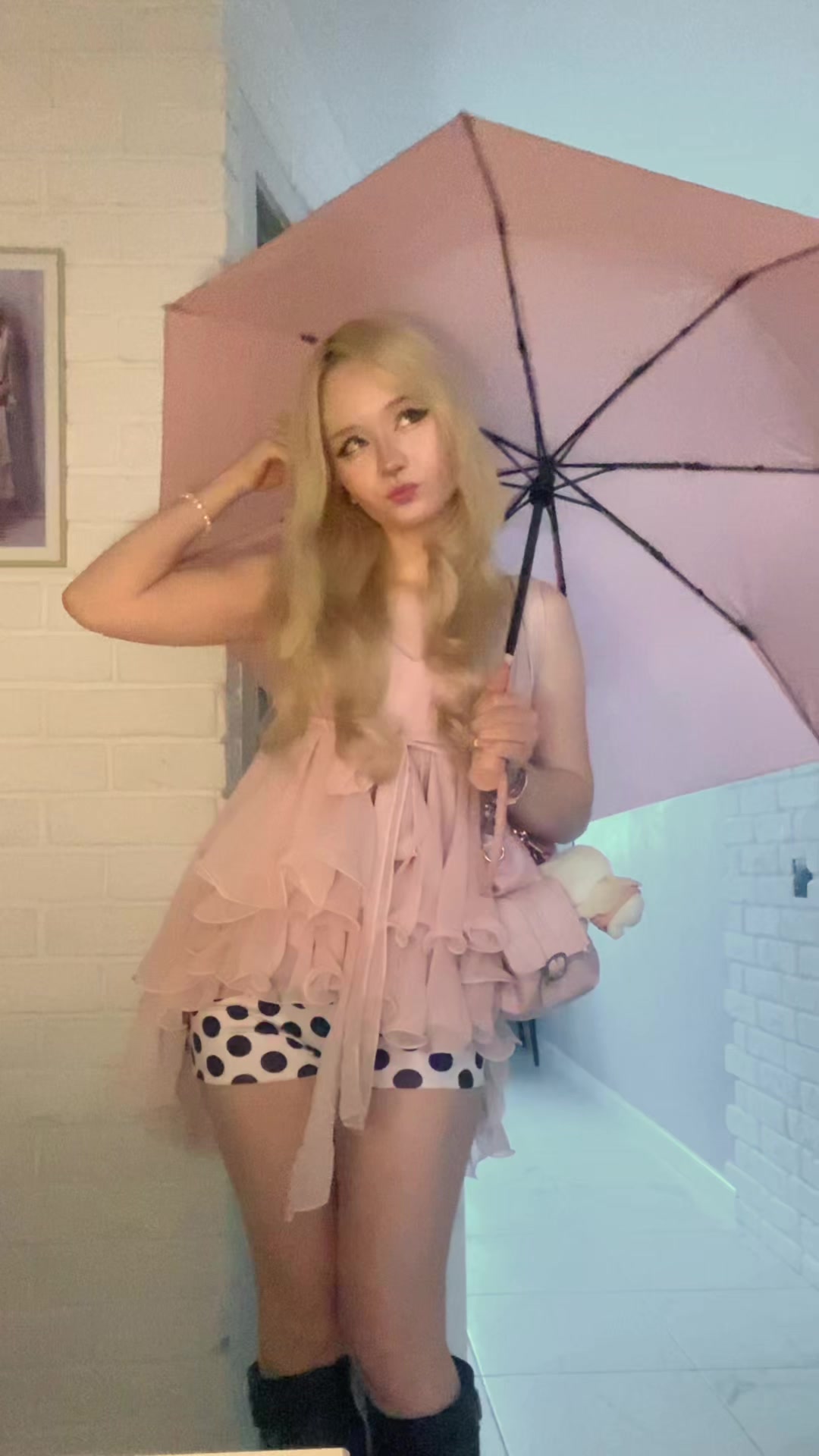 @lottiezl
