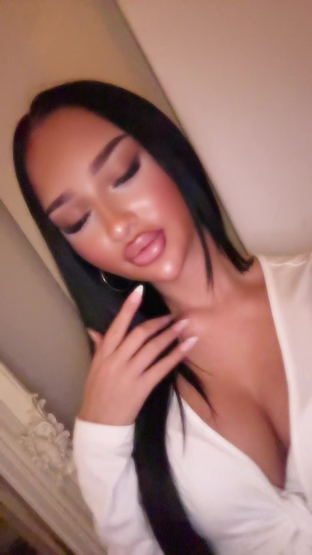 @𝒮𝒶𝓇𝒶𝒽.