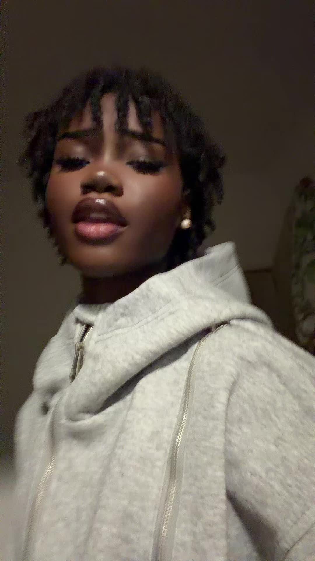 @🕷️
