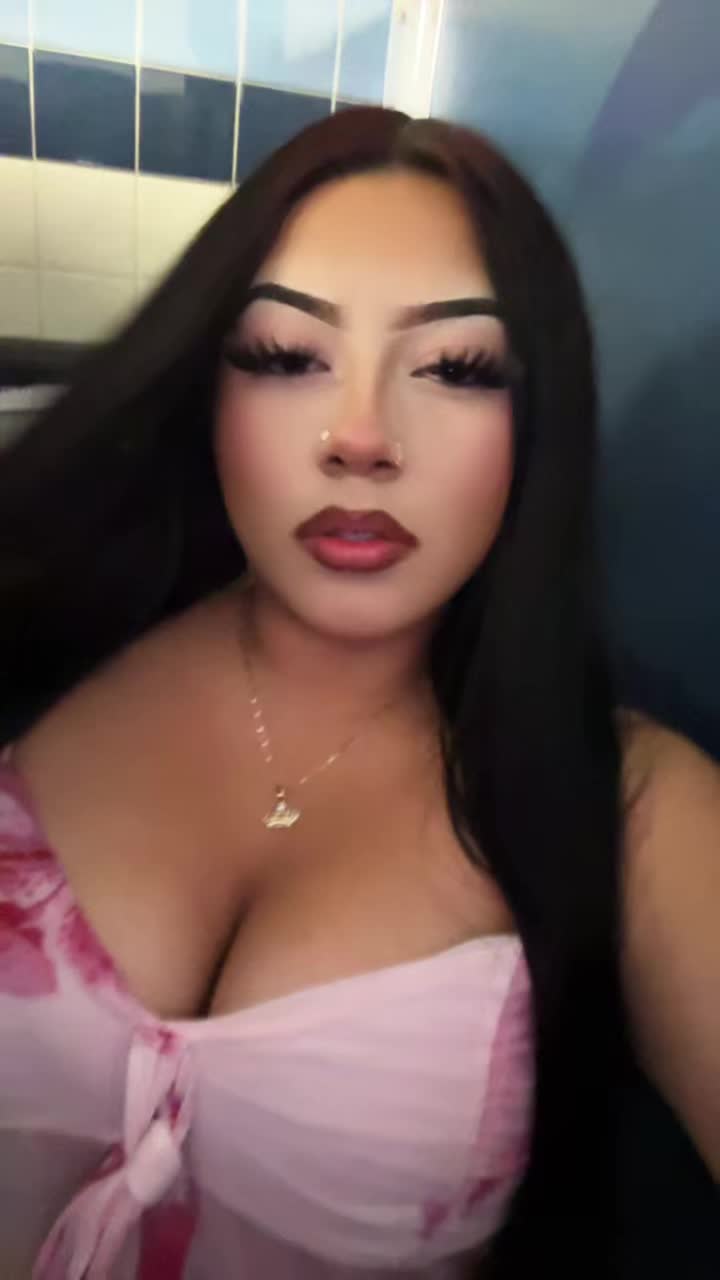 @𝓕𝓮𝓻𝓷𝓪𝓷𝓭𝓪 💋