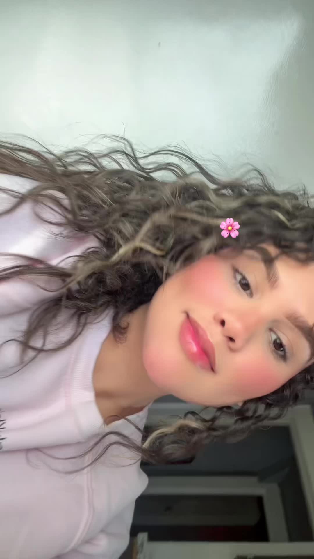 @️