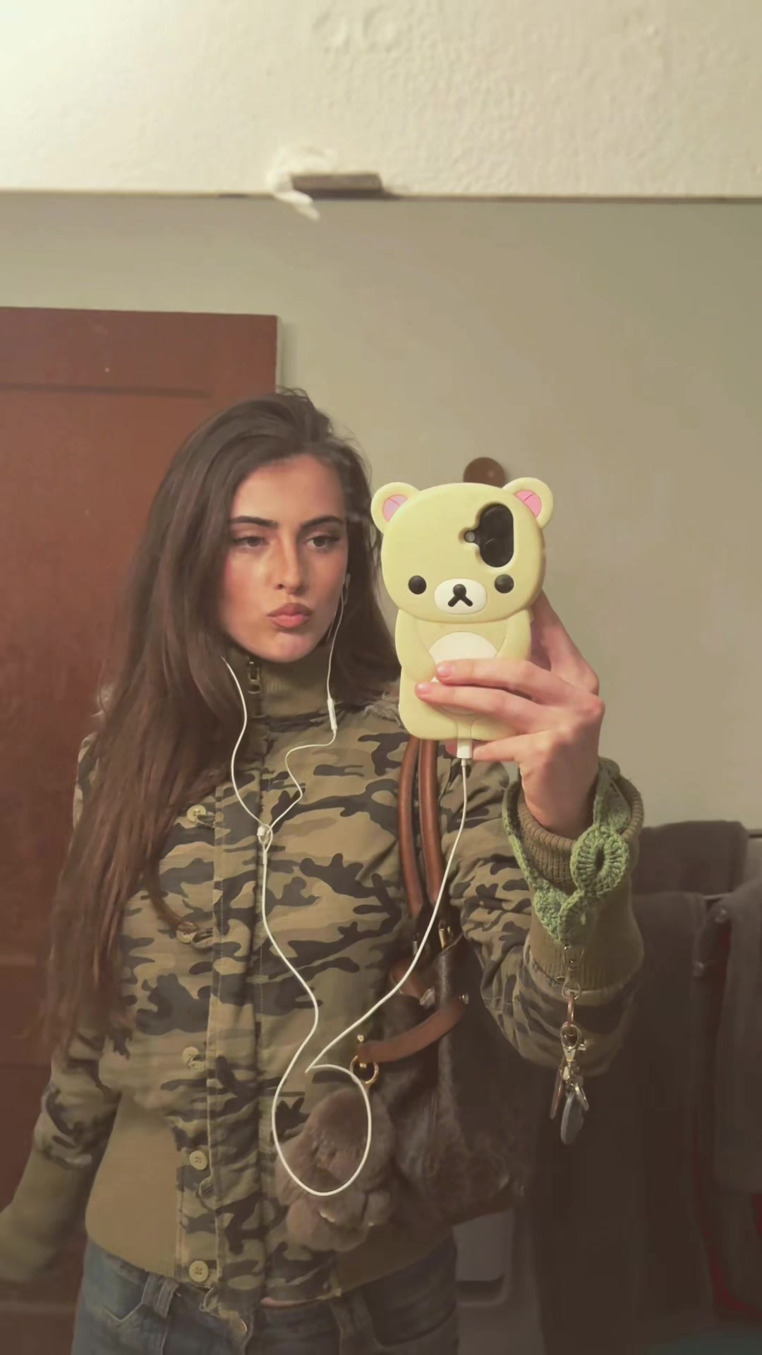 @Хлоя