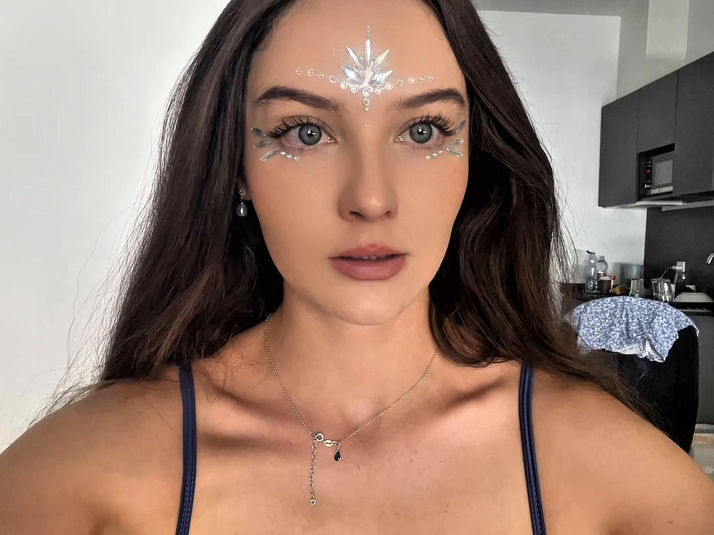 @Ariela
