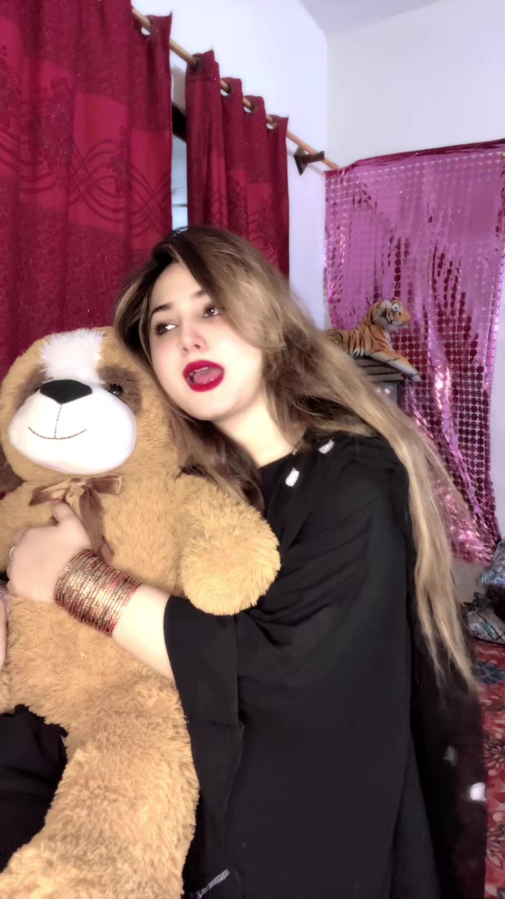 @Malaika❤Hasan