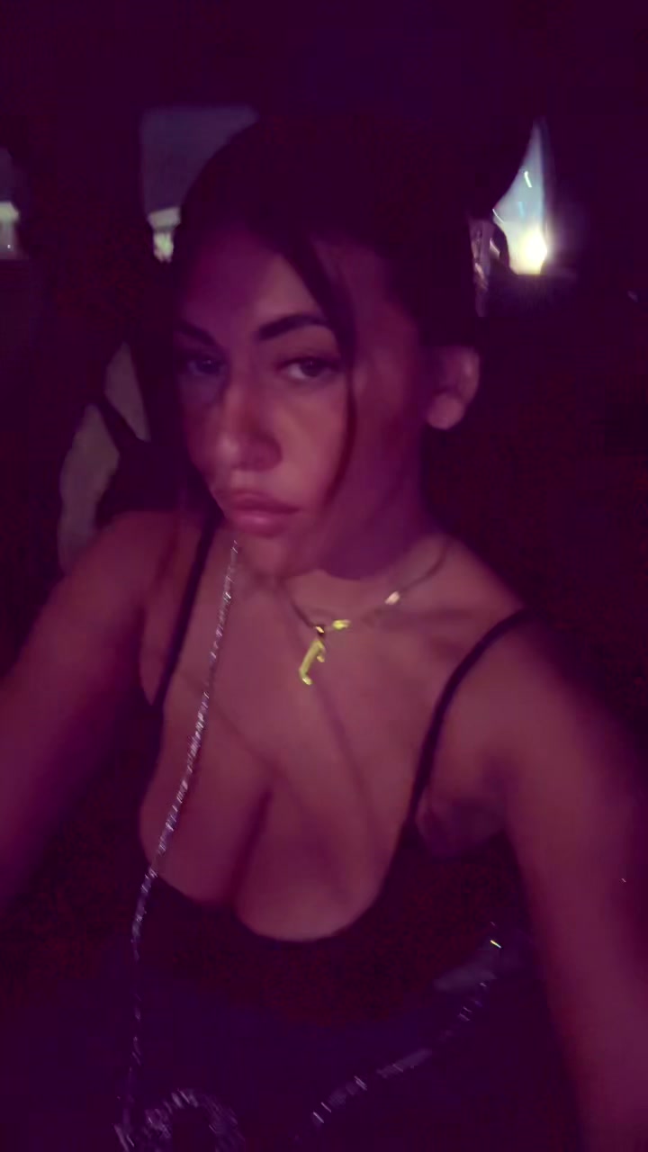 @⠀J