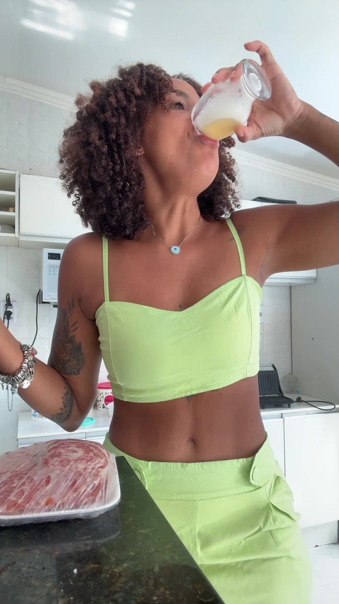 @Ravenia Maria