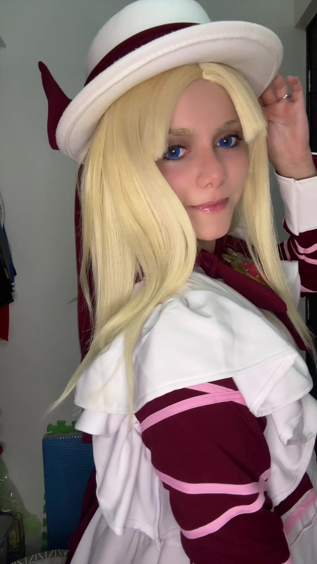 @Annieflv